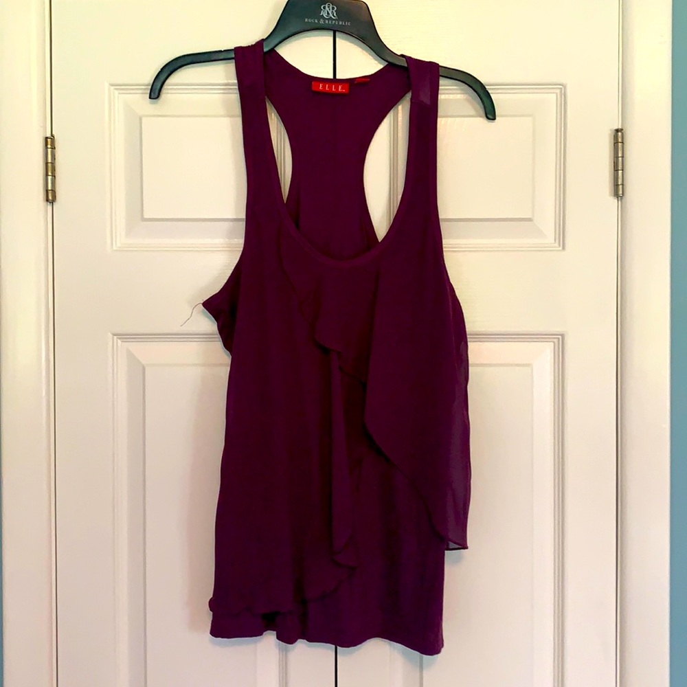 Elle tank top.